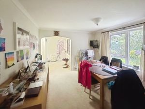 Dining Room- click for photo gallery